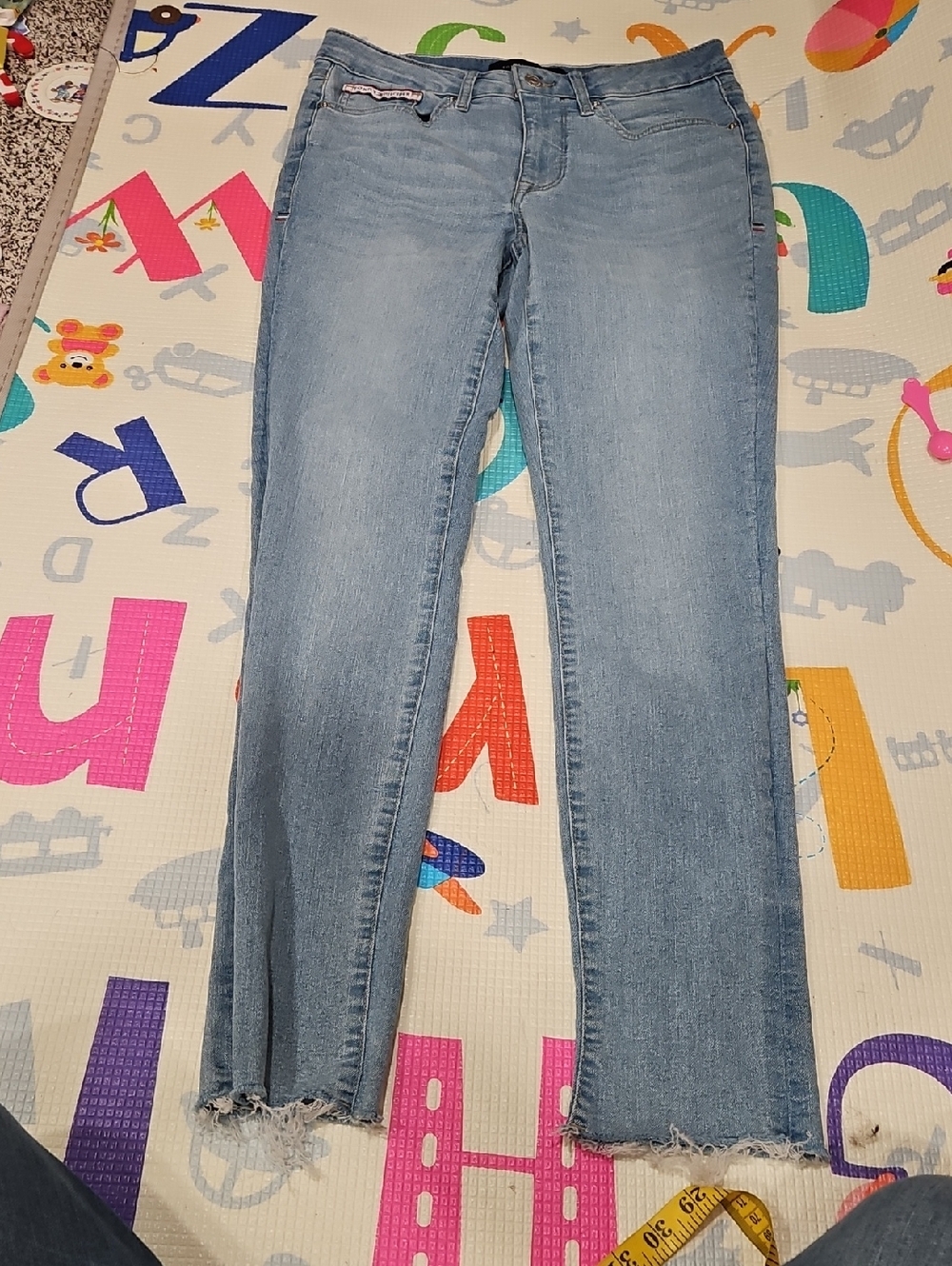 Tommy Hilfiger Light Blue Skinny Jeans Size 4